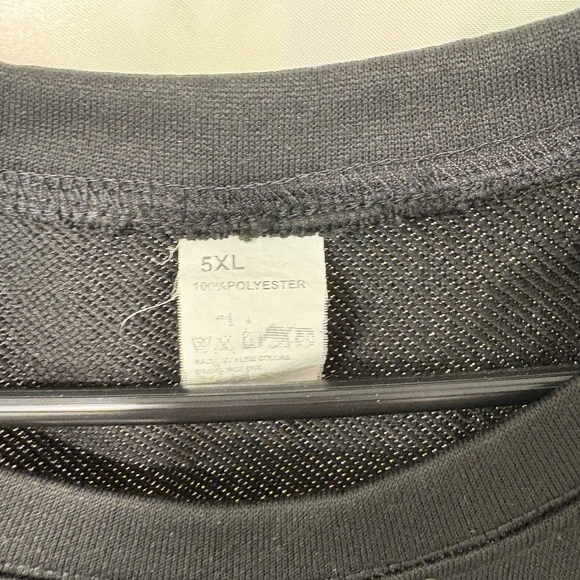 Gnome Leaf Sweatshirt - Picture 4 of 4